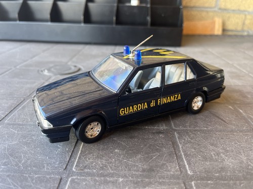 Alfa romeo guardia di - romeo,