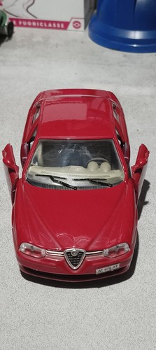 Modello alfa romeo 156 - modello,